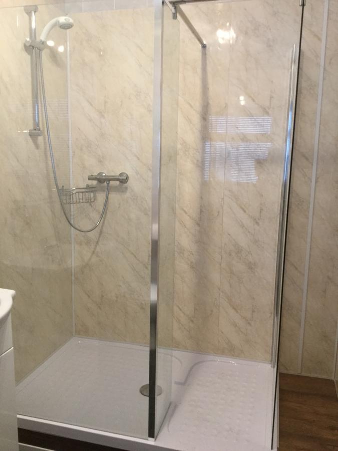 Lakeland Guest House بيمبروك دوك المظهر الخارجي الصورة