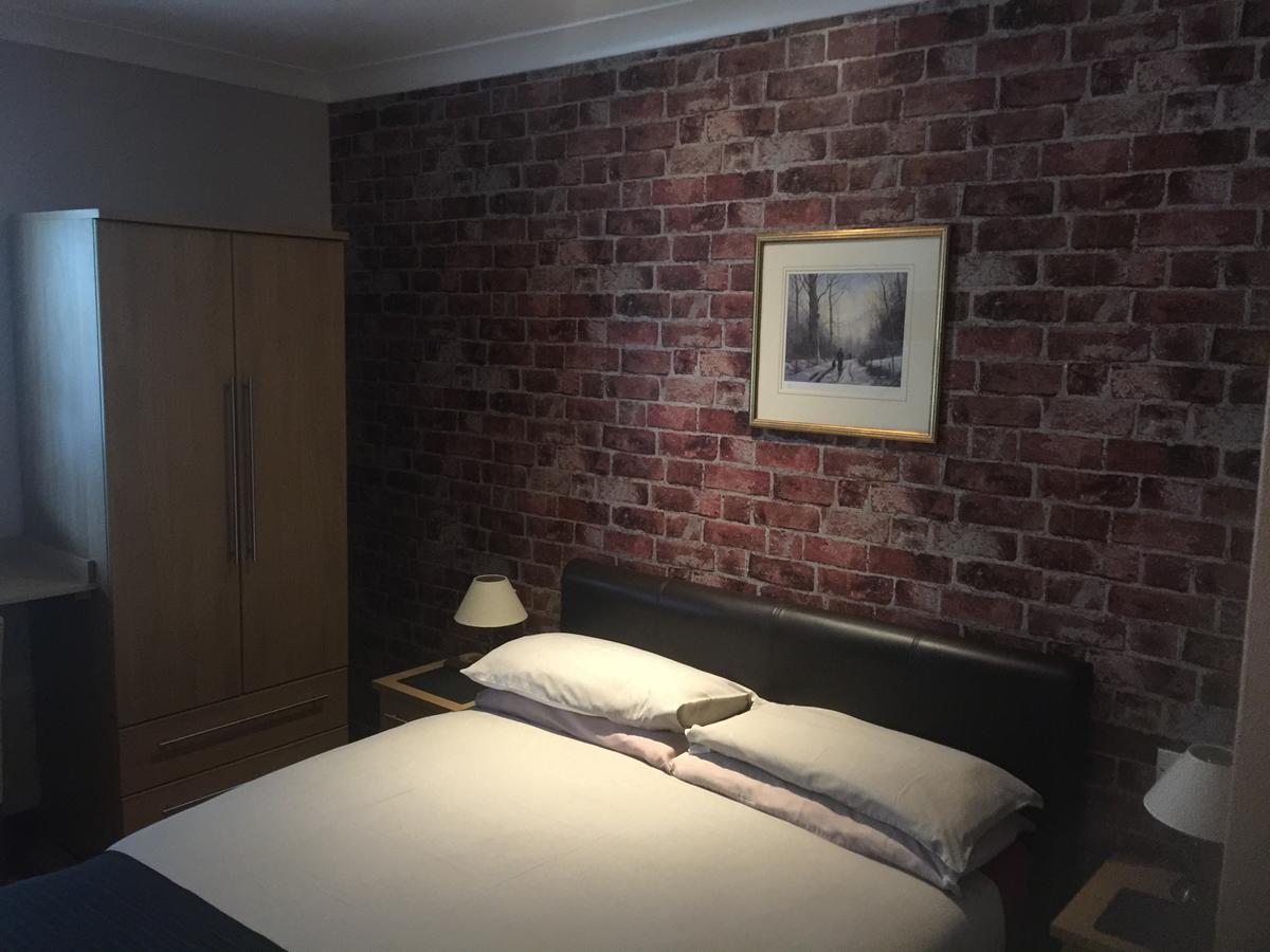 Lakeland Guest House بيمبروك دوك المظهر الخارجي الصورة