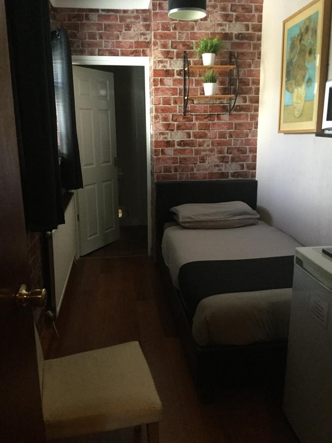 Lakeland Guest House بيمبروك دوك المظهر الخارجي الصورة